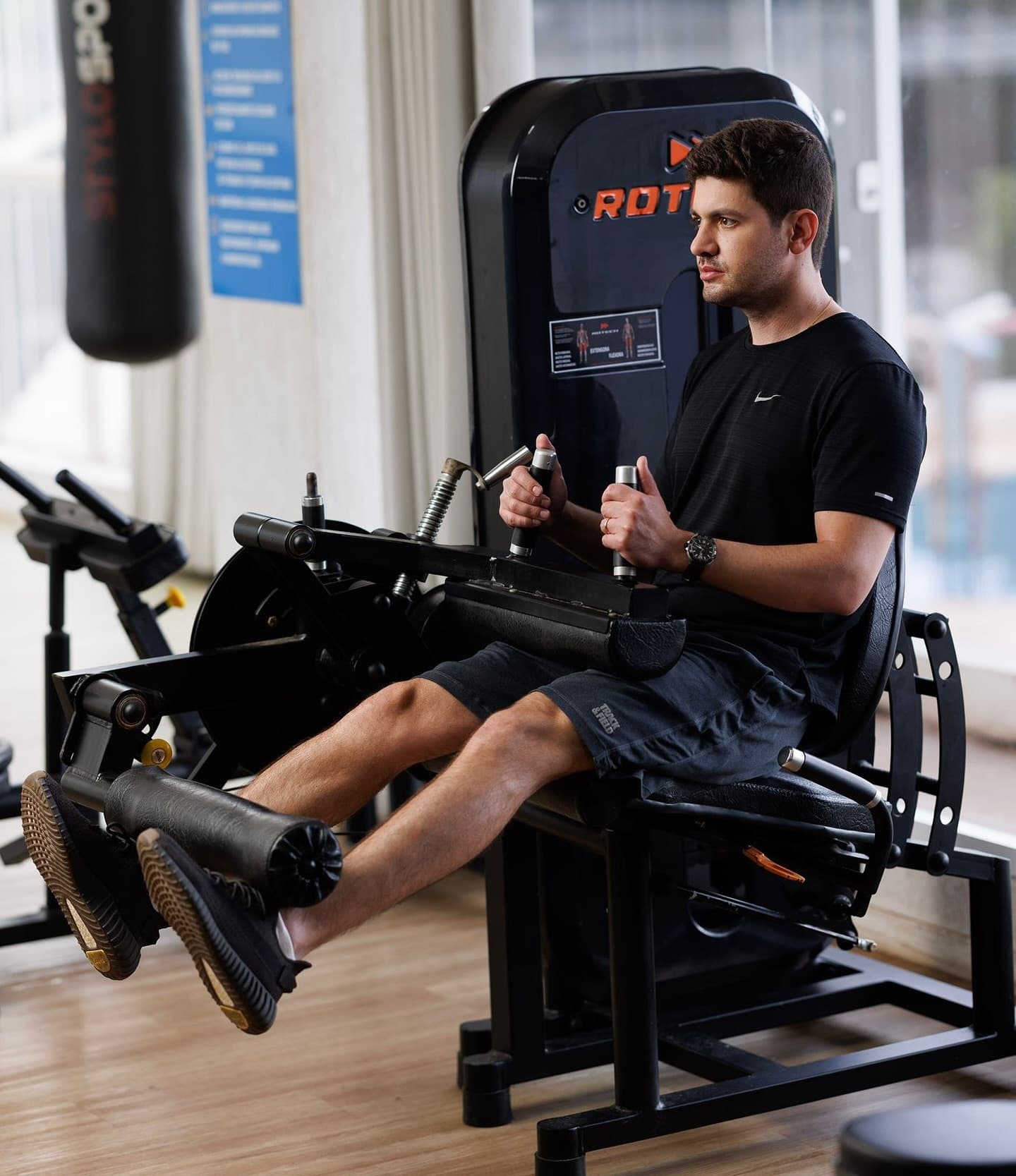 Musculação é para todos: benefícios e como evitar lesões